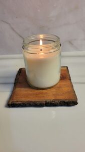 Dragon's Blood Soy Candle – Earthy, Woodsy & Vanilla Scent | SoapyFluffs